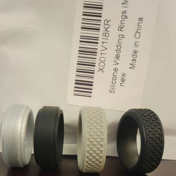 Silicone Wedding Rings for Men - Picture 4 of 6